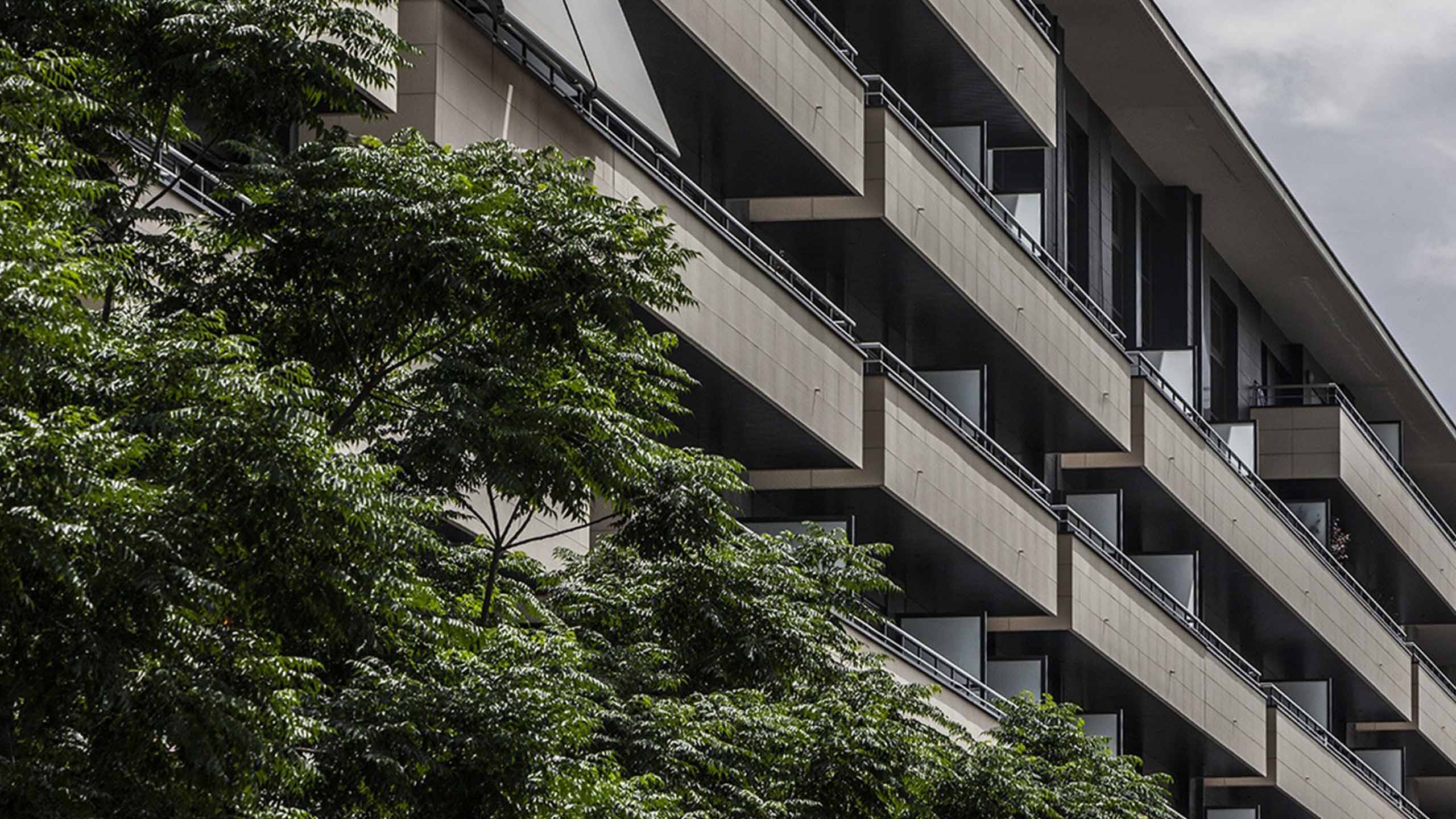 69 Viviendas + Dúplex + Locales comerciales